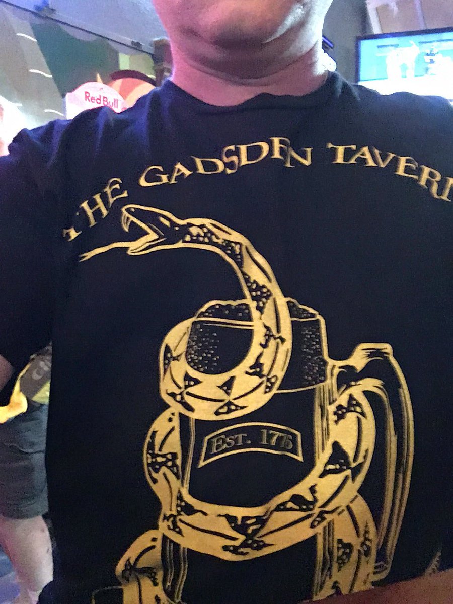 blakeadairhb's tweet photo. I’m at #MarlinClub on #CatalinaIsland and a guy at the bar asked me about my #t-shirt https://t.co/IVlmydQb2q