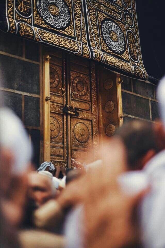 B___7h's tweet photo. يا ليتني في رُباكِ حمامٌ طاهر، كُلما اشتاق قلبه رف الجناح وارتوى 💛..
#سناب_شات https://t.co/brF9JL9fmE