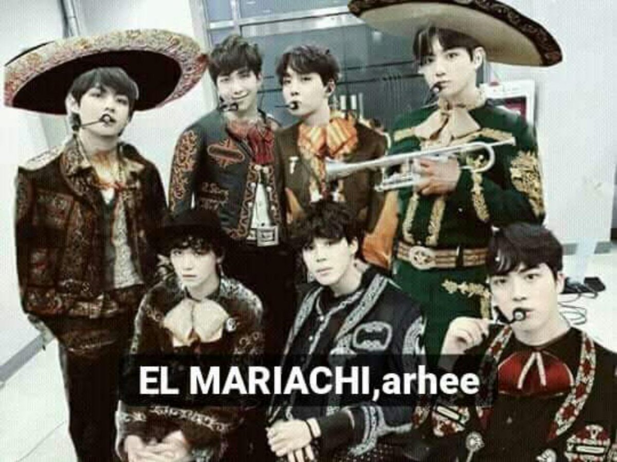 Benneryk's tweet photo. @bts_bighit Y yo aquí aun en mexico :( , esperenme unos añitos mas plox https://t.co/qDIcAio0y1