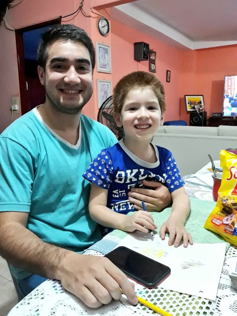 Leandro_RzR's tweet photo. Te amo! #Cachetones https://t.co/ysehTimHil