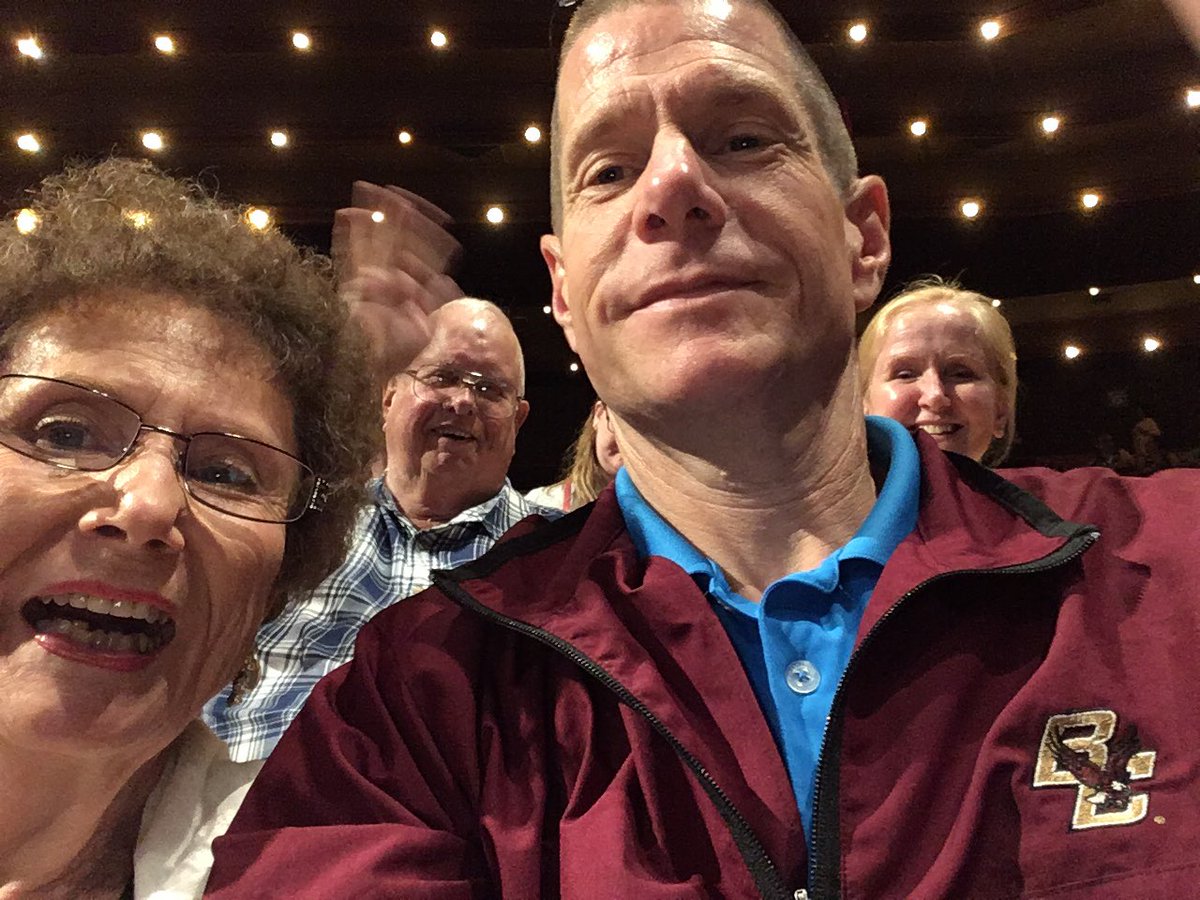 jeffhiatt's tweet photo. #opry https://t.co/UjtPXZQZk4
