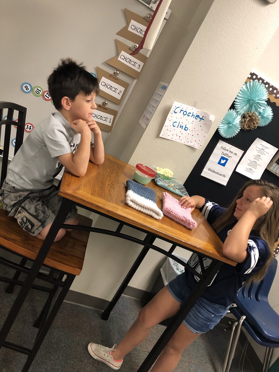 sdawsonHMHCO's tweet photo. Proud of my 4th graders! They presented their Genius Projects to Pre-k friends today. #sweetconversations
@mrsotero_pk @Longbranch_Elem #MISDPROUD https://t.co/iJWDElaTLt
