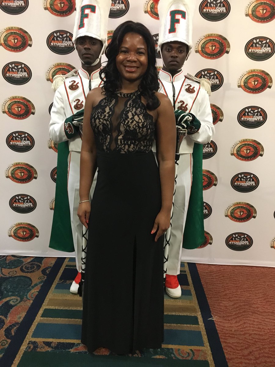 AlondaThomas's tweet photo. I am honored to receive the @FAMU_1887 Distinguished Alumni Award tonight during the @FAMUNationalAA Convention! #FAMUNAA2018 https://t.co/YARX65OMzn