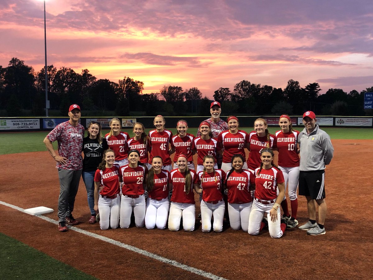 These studs are headed to the Sectional Finals on Tuesday against Roselle Park! Good luck to the lady seaters! #seaternation