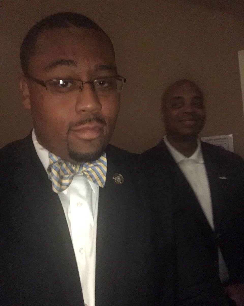 historical_educ's tweet photo. When the School Board Member- Elect brings the mayor with him to the graduation π π¨π½βπ #wegotpull https://t.co/XEFqAXAFwF