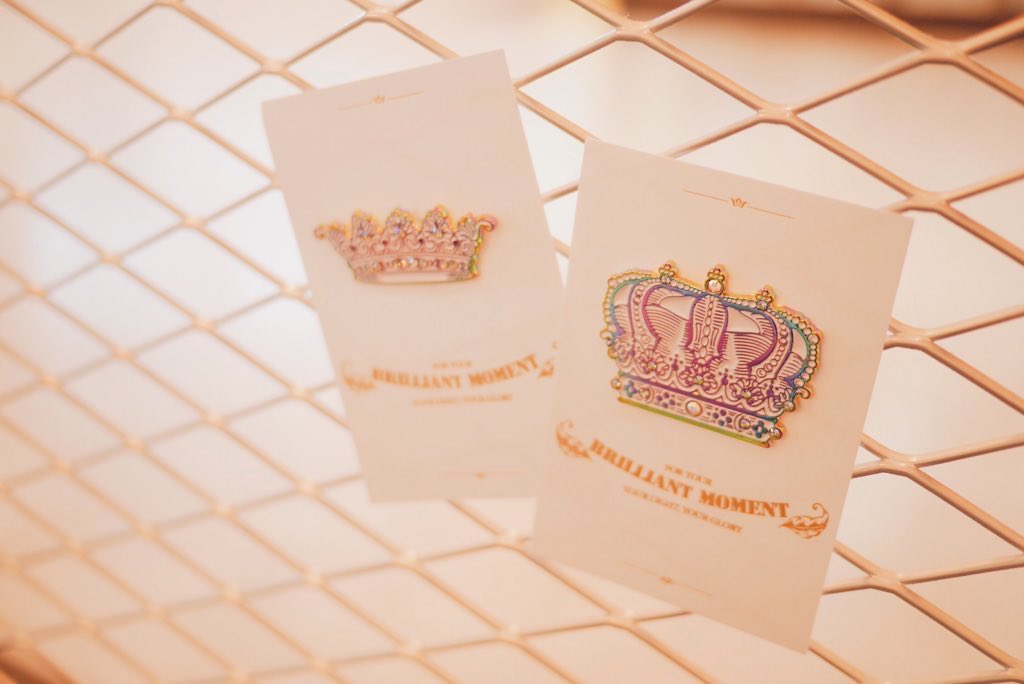 jachiigirl's tweet image. [RT] 조금 늦었지만 7,000팔로 이벤트입니다❣️알티 추첨 두 분에게 제가 제작한 뱃지+개인소장용 해외뱃지 (합해서 총 7만원 상당) 랜덤으로 넣어서 보내드릴게요. 앞으로도 잘 부탁드려요😎 당발은 6월 2일에 할게요