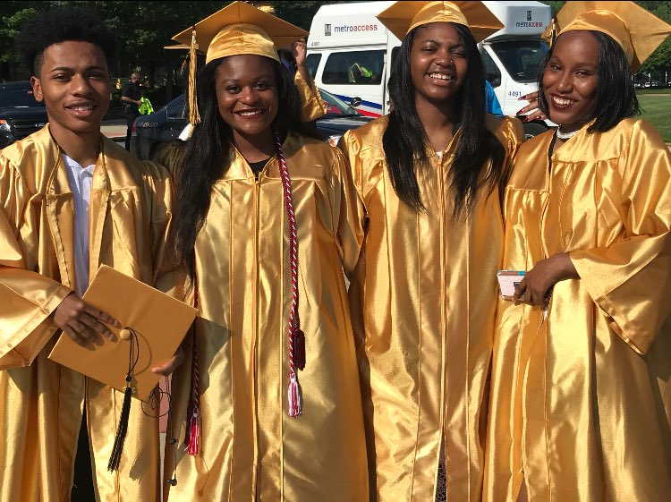 __tallia__'s tweet photo. We made it! #OHHSGrad2k18 #OHHSGraduation https://t.co/yDZ2ldpuMW