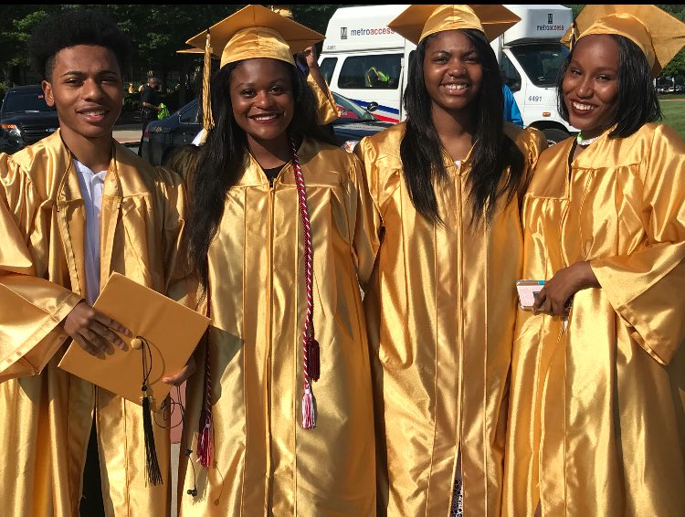 __tallia__'s tweet photo. We made it! #OHHSGrad2k18 #OHHSGraduation https://t.co/yDZ2ldpuMW