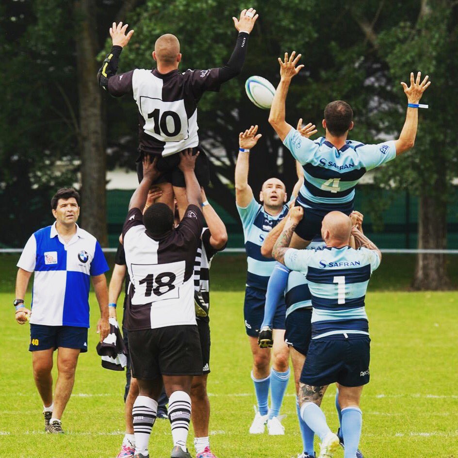 caroline_paux's tweet photo. Nouvelle journée des jeux mondiaux du sport d’entreprise qui se déroulent à La Baule en Loire Atlantique. 5000 participants, 25 nations, 25 disciplines. Epreuve du rugby. #labaule #wcsg2018  #rugby https://t.co/JVBlskPDVF