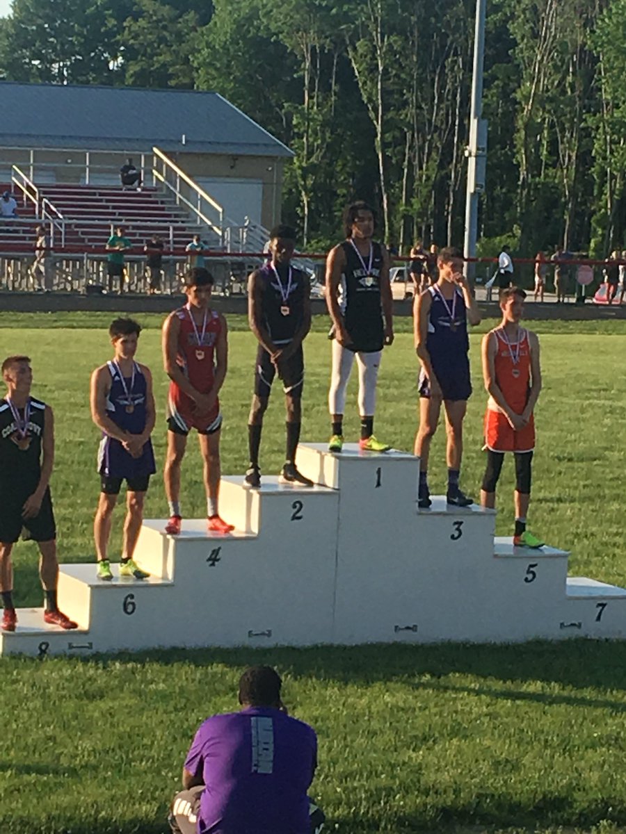 jlruby13's tweet photo. @BreydanTilley making it on to the state meet in 3 events - 110m hurdles, high jump, and the 300m hurdles. Nice work!!! https://t.co/HE7i7WIkMi