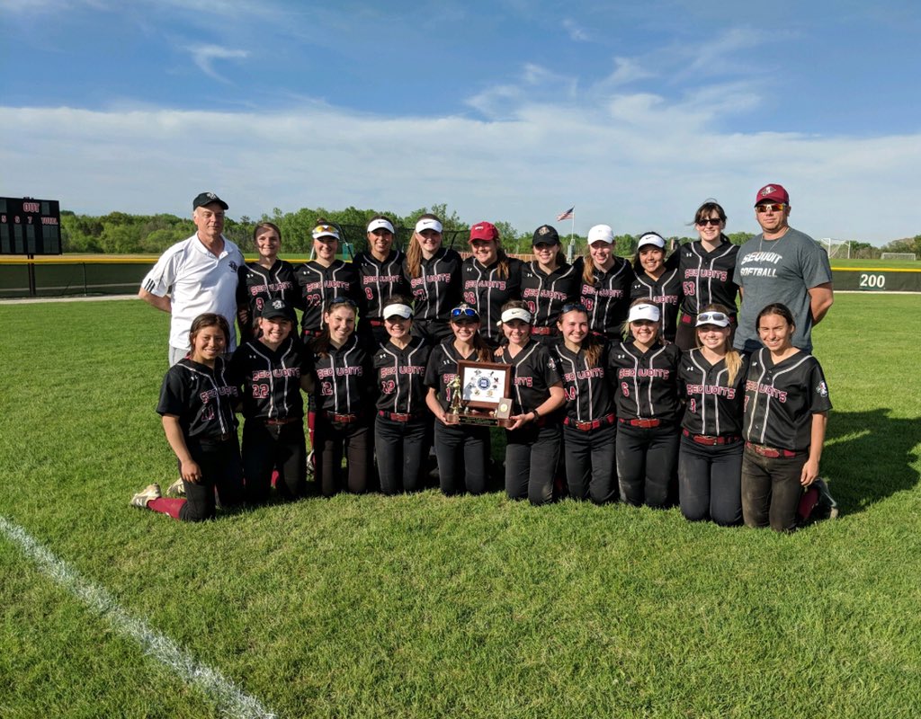 SequoitSoftball's tweet photo. 6 Regional Titles in a row. Winning 26 out of 28. 14 in a row. #SequoitPride #SequoitWin https://t.co/7CFhGl9tcn