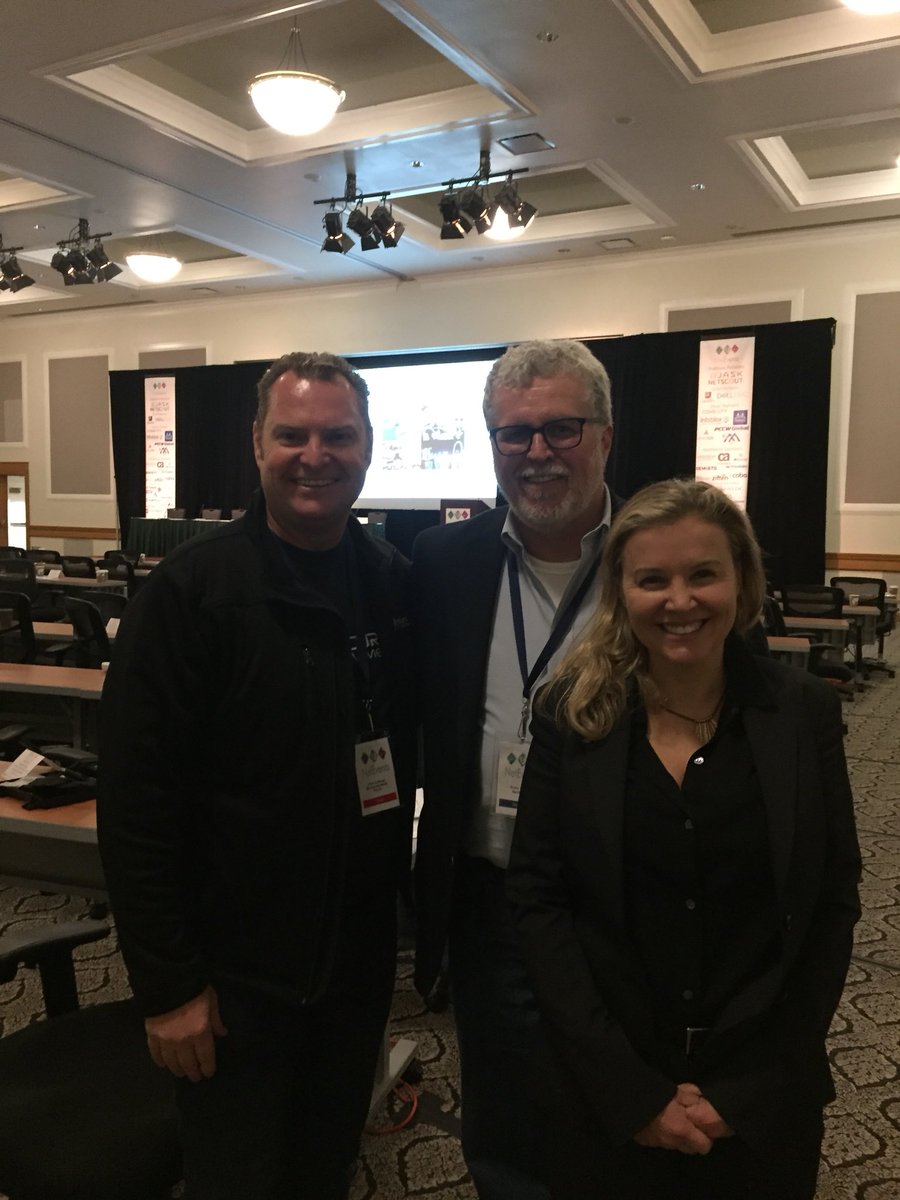 AmlecHouse's tweet photo. Great way to finish off #NetEvents18 with #podcast interviews with @MEF_Forum @ApstraInc @NETSCOUT #MEF3.0 #IBN #DDoS #visibility https://t.co/AjowIt7LWX