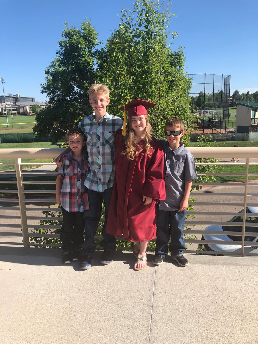 AmAnDa27831's tweet photo. Best sister ever!!! Go Kaeda Go!!! #PSDproud https://t.co/Z54toAf7ia