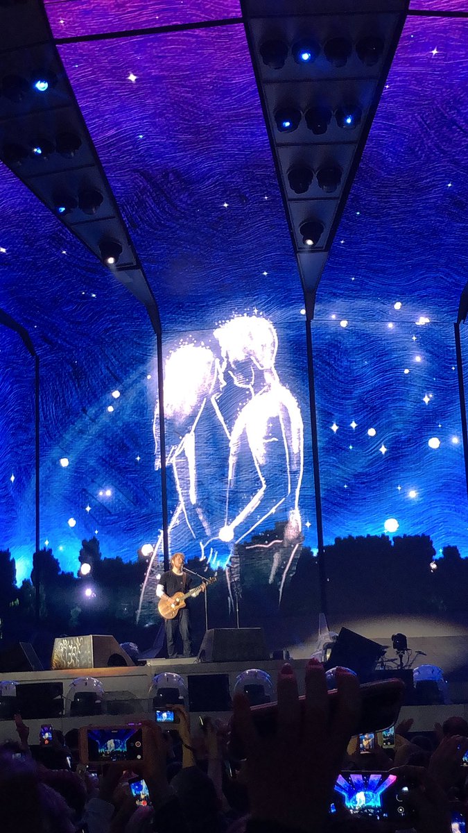 ktycheung's tweet photo. After an amazing Ed Sheeran night, time to go to sleep 😴— got work in 5hrs 😅 https://t.co/8Y6hpvBIjP