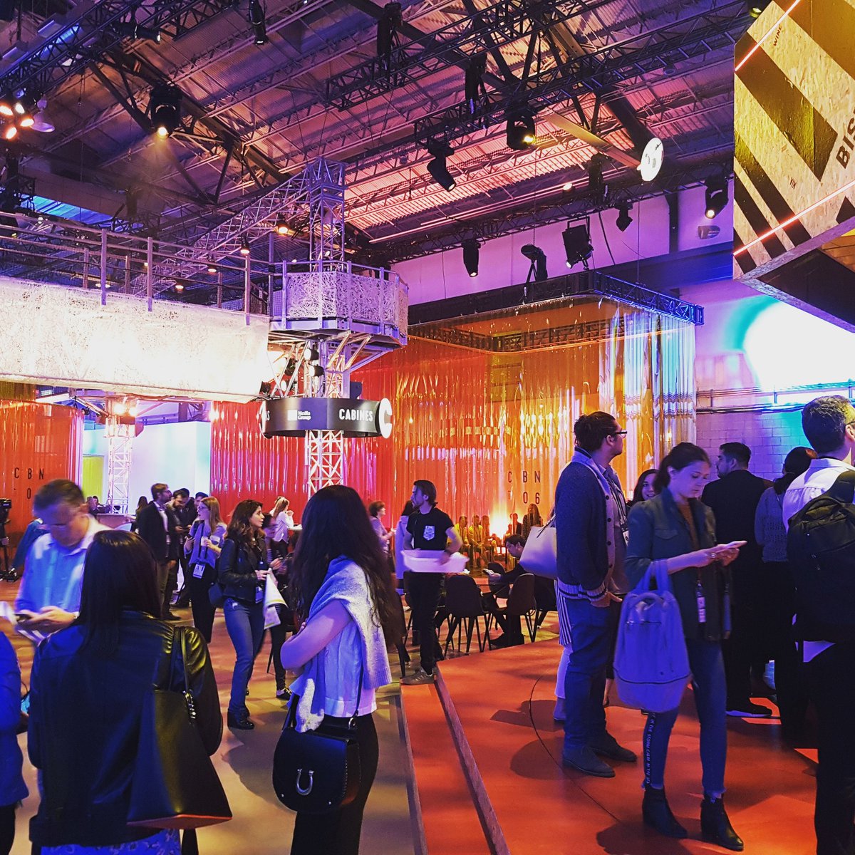 SerginaG's tweet photo. Such a great event!! So inspiring!! Wow! Bravo #C2MTL #C2M18 👌 https://t.co/0VJeyEsUuq