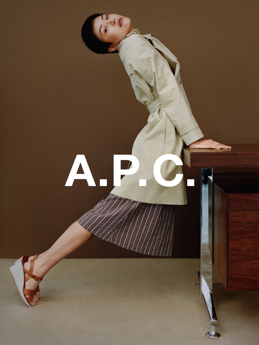APC_AUSTRALIA's tweet photo. #APC #FW18 pre-collection. 
#SohyunJung and #PaulHameline shot by #HarleyWeir. 
Available in Melbourne and Sydney stores. https://t.co/iOL99vk4kk