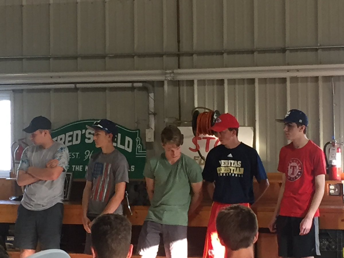 VCS_Baseball's tweet photo. Congratulations on a great season, Eagles! https://t.co/OXoF9auw9G
