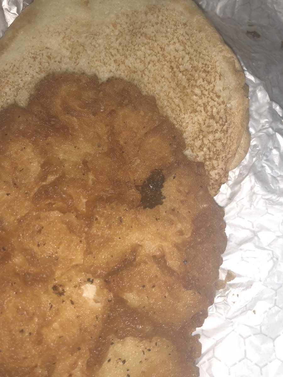 All I wanted was a plain chicken sandwich at <a href="/Wendys/">Wendy’s</a>  
#holdtheroach