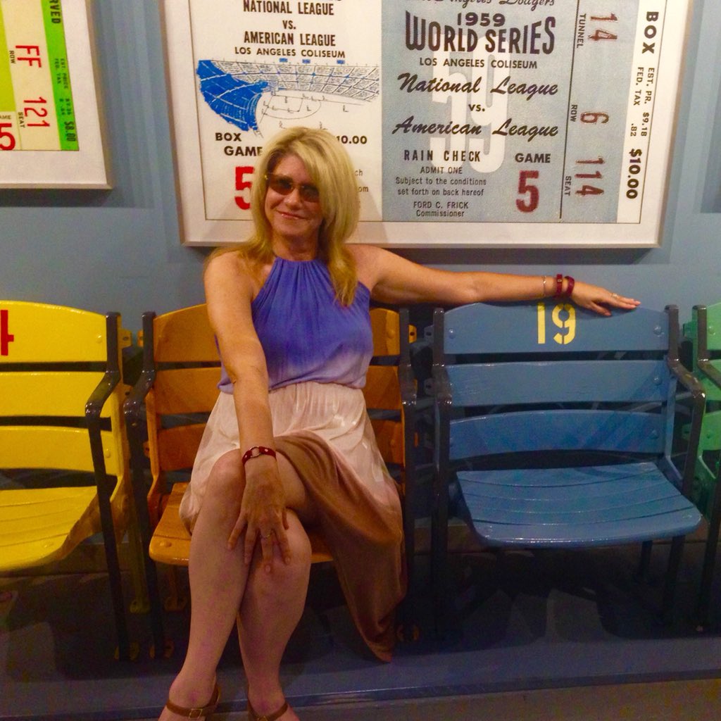 KatCressida's tweet photo. STAY TUNED #DodgersFans... !!!
Ima here AT THE GAME ⚾️ LIVE TONIGHT --
#PERISCOPING 🎥 all nite LONG 😛!!
JOIN ME !!
LETS GO #DODGERS!! https://t.co/G2Rx4hzsKD