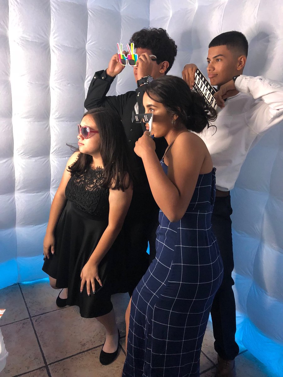 REMSFalcons's tweet image. Falcons Striking a pose in the photo booth  #8thGradeProm