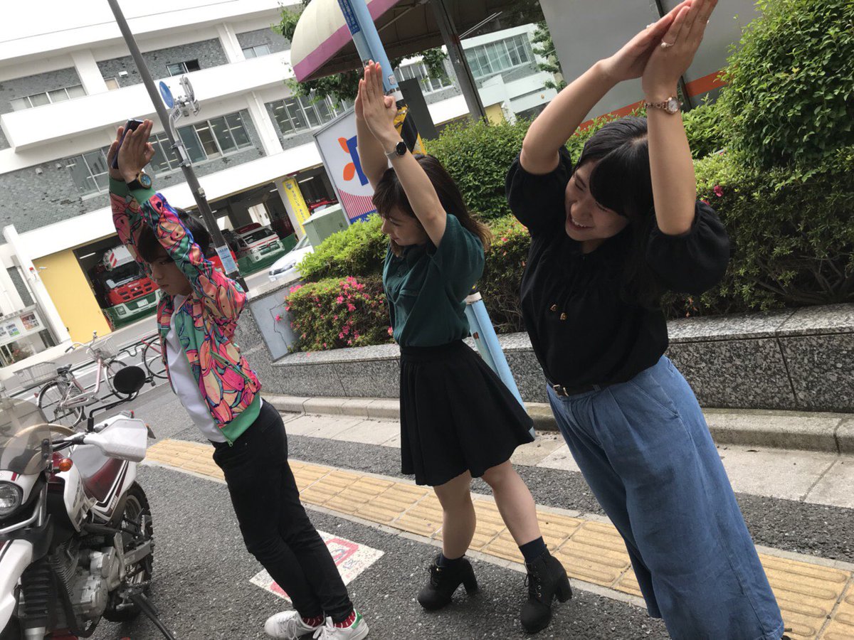 gorilla_solfa's tweet photo. 本番に向け、準備運動。 https://t.co/v7k5EVU6dQ