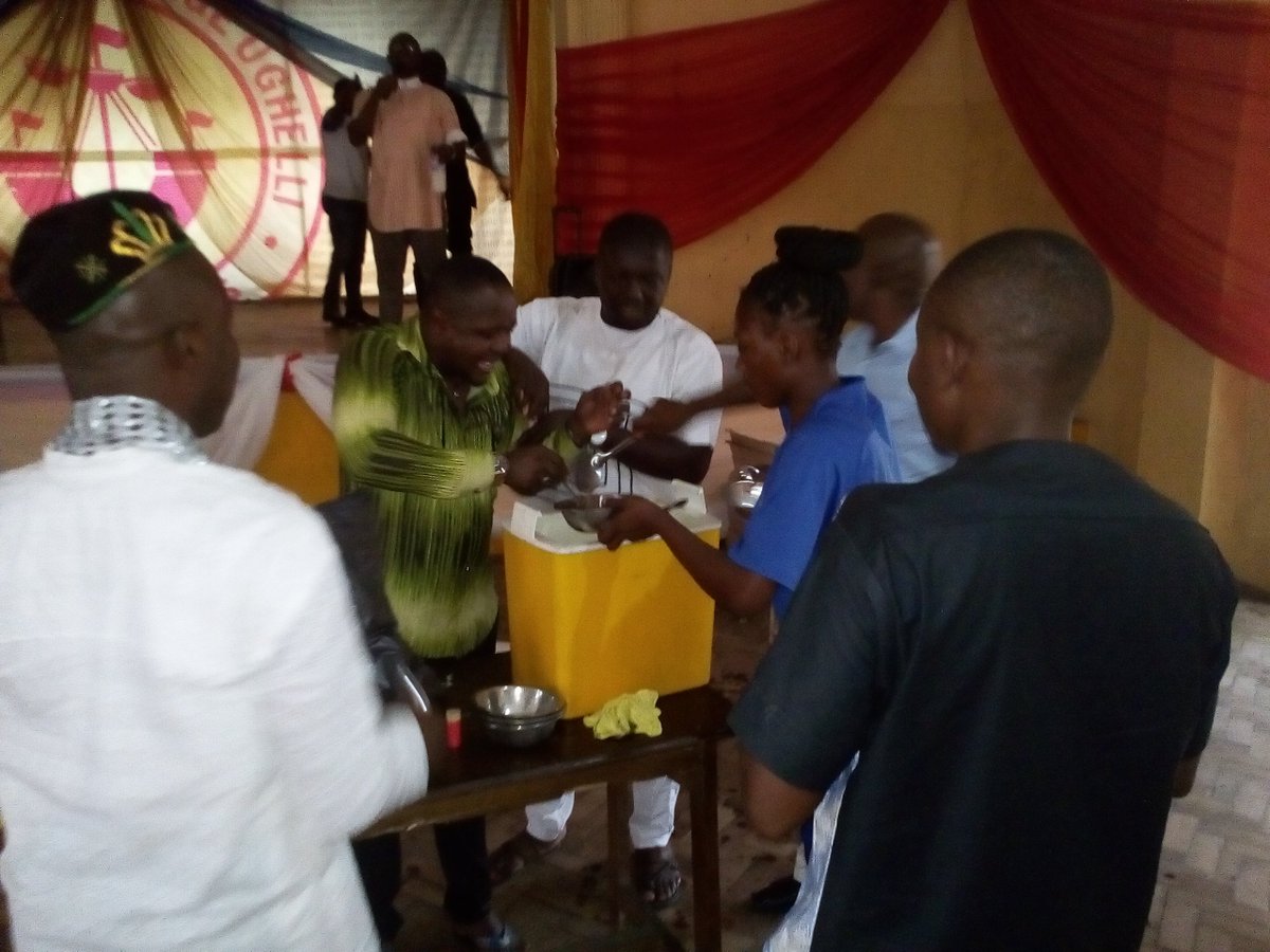 gcu85class's tweet photo. #GCUoba85ClassReunion2018 GCUOBA Class of '85 mates arrive UGHELLI for their reunion @ GCU Assembly Hall (26 May 2018)... https://t.co/34gmObtpzB