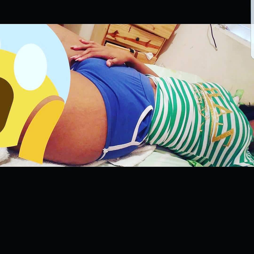 mamadora93's tweet photo. Que ves por que no veo nada 
😜😛 https://t.co/xmYHhzdzhr