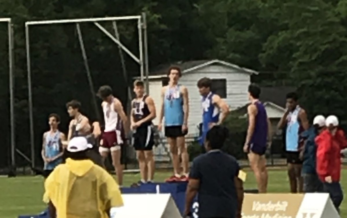 LSThomas730's tweet photo. S/O to Track/Field Senior Leader Brent Borden. 2nd Place finishes in both 1600m & 800m at TSSAA DII-A State Meet. #OnToBigThings @gcarams https://t.co/0ng28b761P