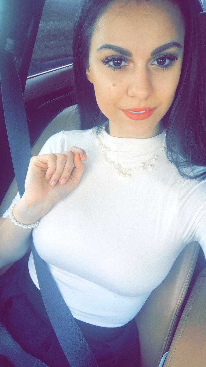 _Rose___'s tweet image. 