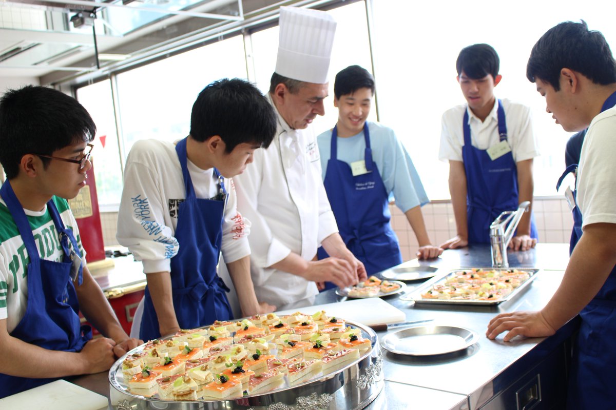 東海調理製菓専門学校 On Twitter 5 26日 東海調理オープンキャンパス始まりましたっ 今日はフランス料理 中国料理 洋菓子そして和菓子っ とっても楽しく実習スタートです 完成まであと少し 頑張りましょー 東海調理 オープンキャンパス