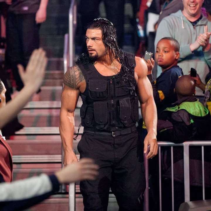  Happy birthday to you Roman reigns 