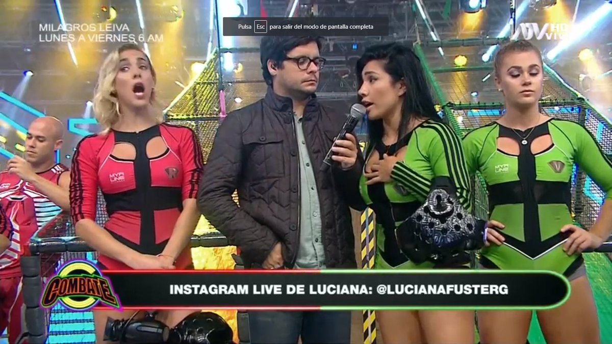 FanDianaSP's tweet image. DIANA SANCHEZ a Poly: "Yo recuerdo como iniciaste FIGURANDO EN televisión ehh"😂😂😂 OMG!!!!.. Pero si solo esta diciendo la verdad.🤣
#CBTCompetenciaExtrema