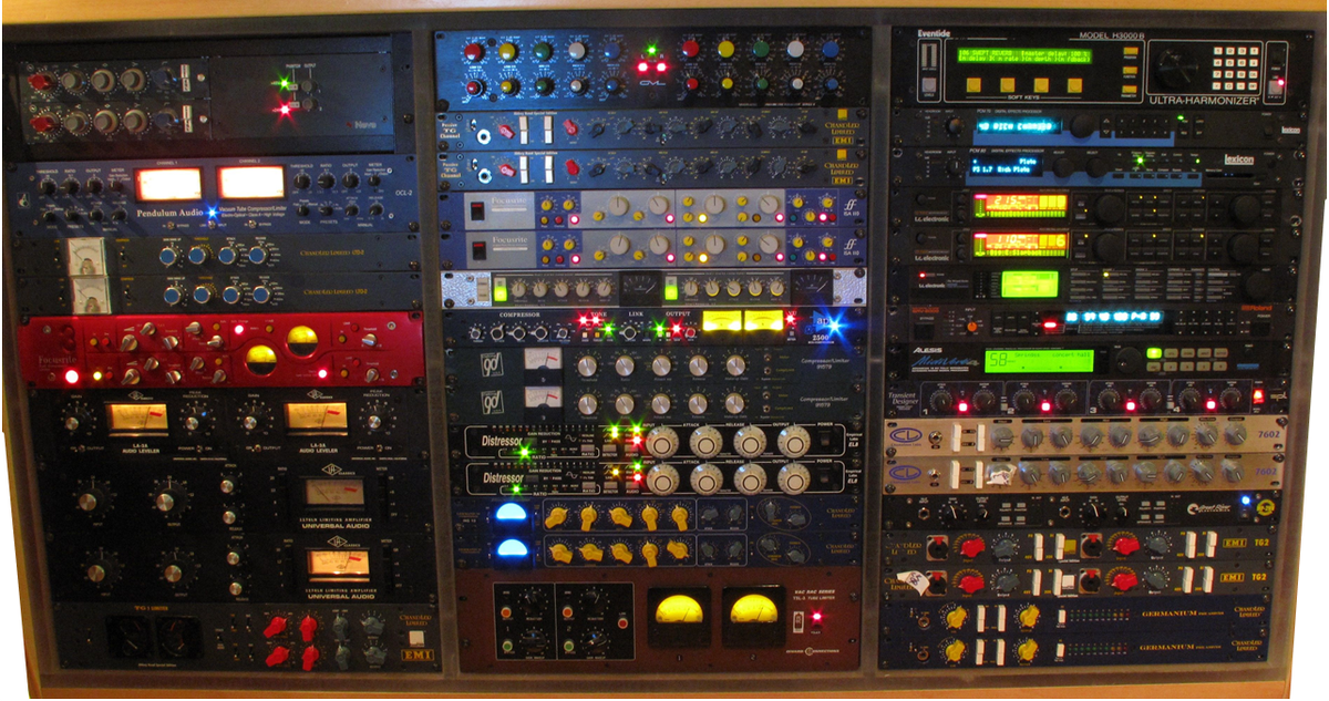 DjLVll's tweet photo. Answer on what rack I use the most... definitely this one...π―
#EMI #Focusrite #Chandler #ChameleonLabs #PendulumAudio #Eventide #SPL #EmpiricalLabs https://t.co/FkqeLEyDmt