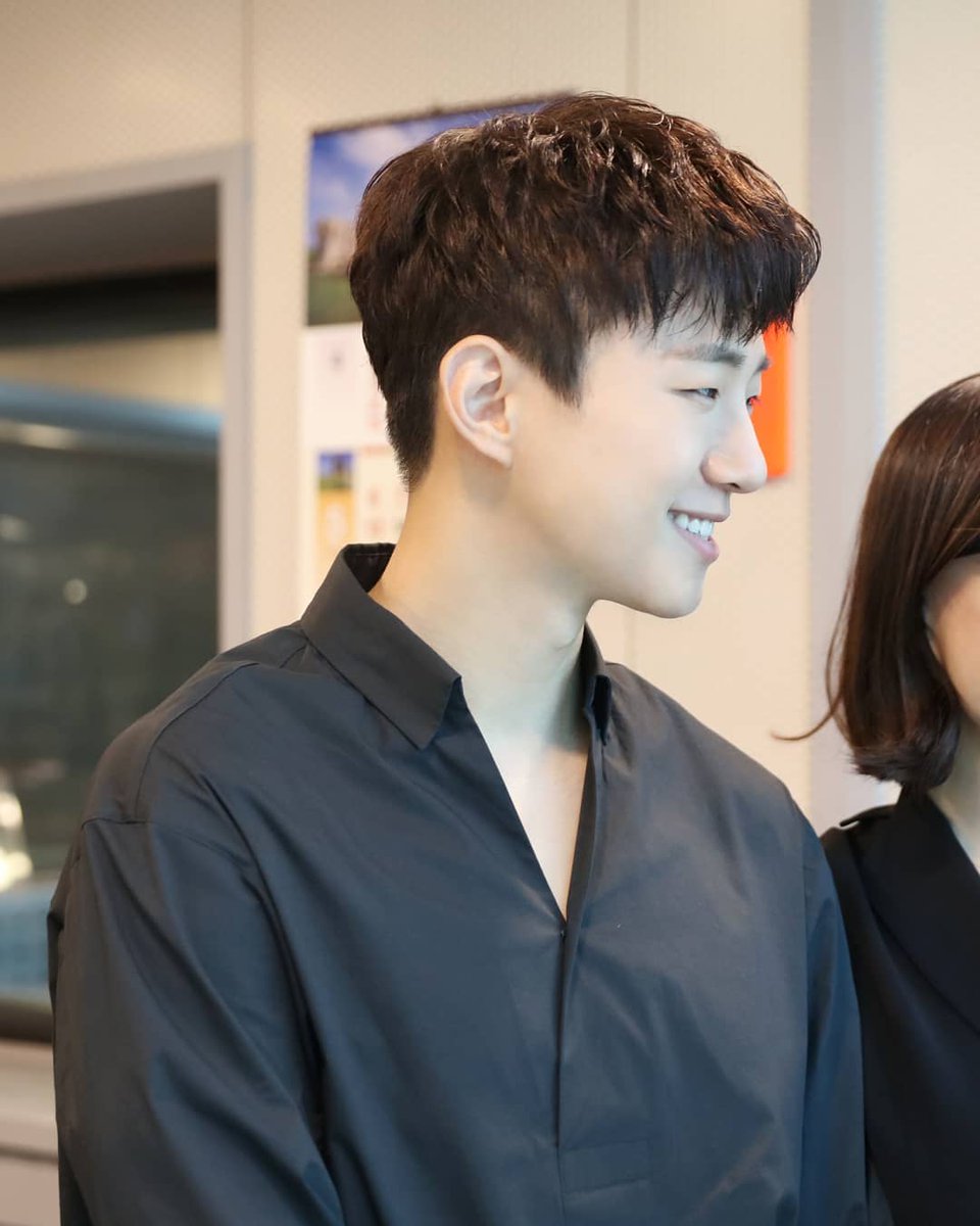 2pmalways's tweet photo. [2PM IG] Fine dust is in its full swing, so shall we try to recover with Junho's smiling face?😃
#AirPurifier #ForHottest #Junho #2PM 
https://t.co/81Ev2xDL2J https://t.co/zPKz0xws43