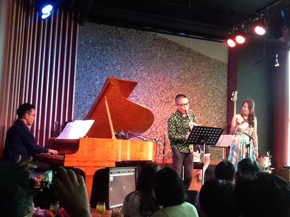 tino950's tweet image. 師匠のライブ本番始まったー

#musictree  #田中正敏 #北参道グレープス #clarinet