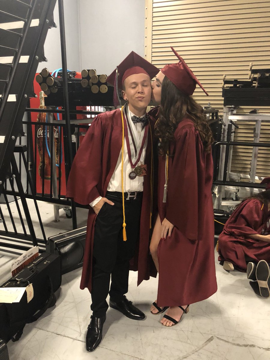 Monster_MHK's tweet photo. Blessed to make life long memories and friends at Charter π¨βππ€π
#2k18Graduation https://t.co/B5tgbnNcer