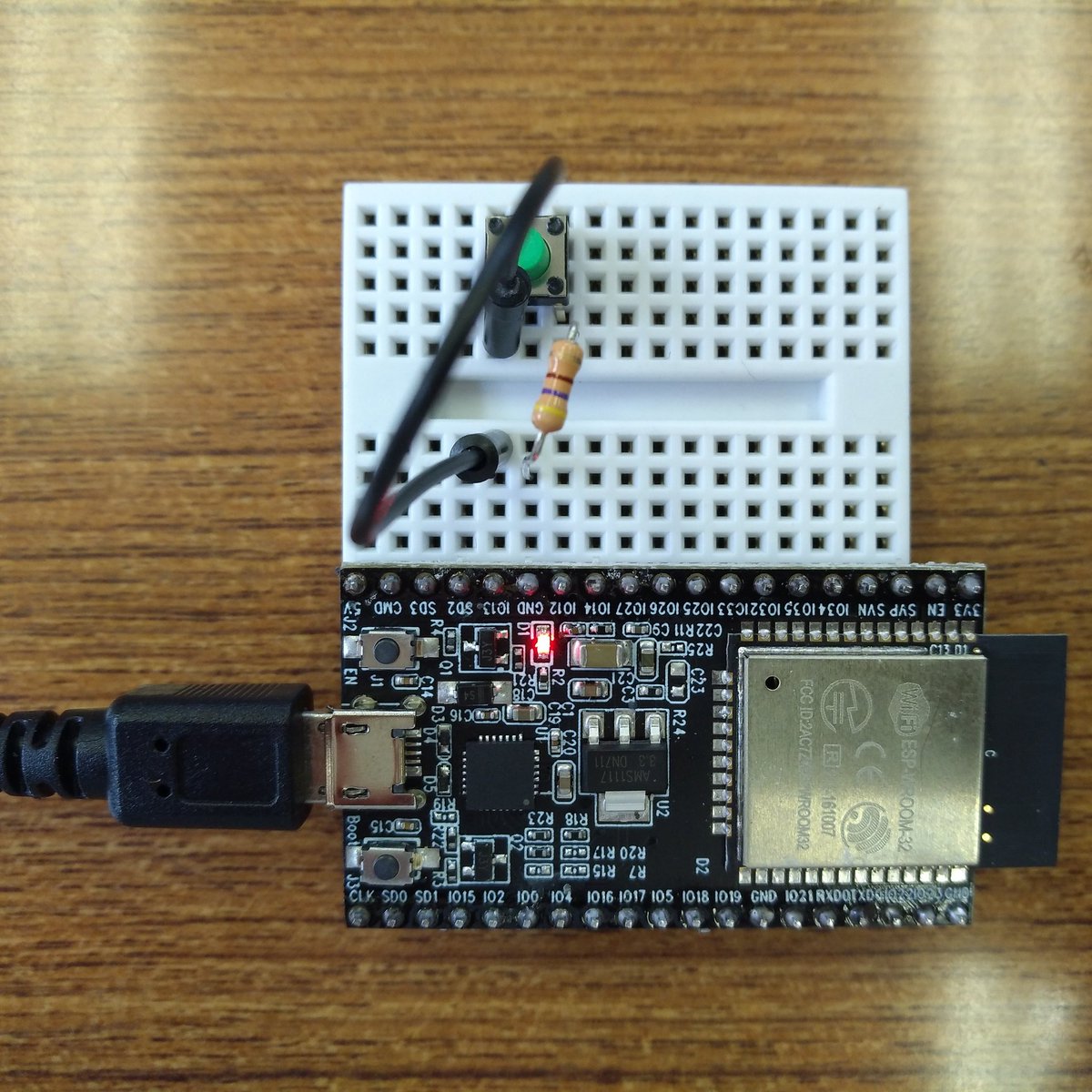 field_k's tweet image. ESP32をAWS IoTでつないで鳴るIoTベル作りました！一人だけできないのを終わったあともサポートしていただき感謝。
#iotlab