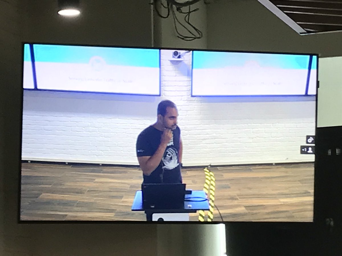 RachnaJarvis's tweet photo. #piemeetup serving LinkedIn traffic @LinkedIn at scale. Yes its a big deal https://t.co/Xykplya8xA