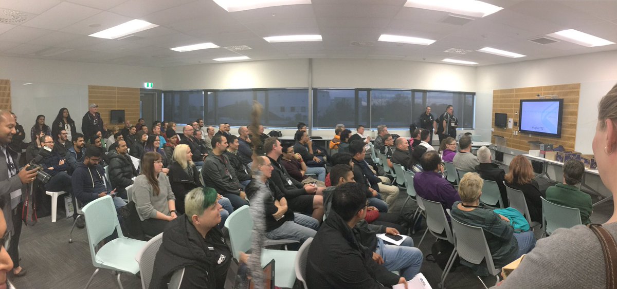 nztechtweet's tweet image. Great work @TheHybridDBA what an awesome day! Thanks to everyone who made this happen! #sqlsat712