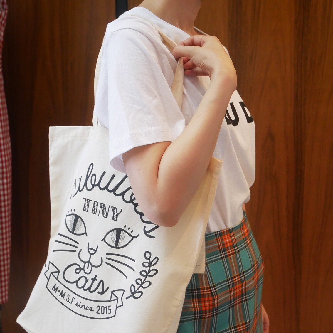 MASSEMENSCHshop's tweet image. どなたにも大切な記念日があるはず。ごくごく私的なチョイスですが、思い出深い曜日を3つ選んでロゴTシャツをつくりました。可愛いカードとバッチ、専用のバックに入れてお渡しいたします。
#マッセメンシュ #ねこ #forcatpeople #ilovecats#tシャツ