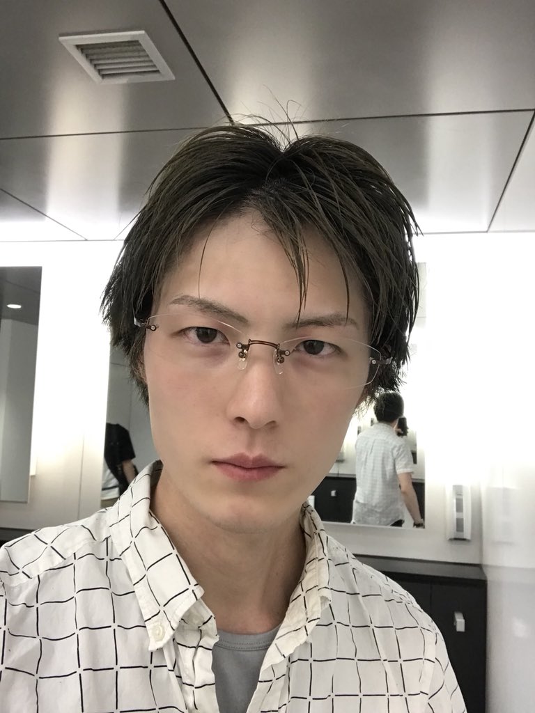 트위터의 一九零士 님 福山雅治の髪型イメージってだいたいこんなん いいねん似せにいってるって伝われば