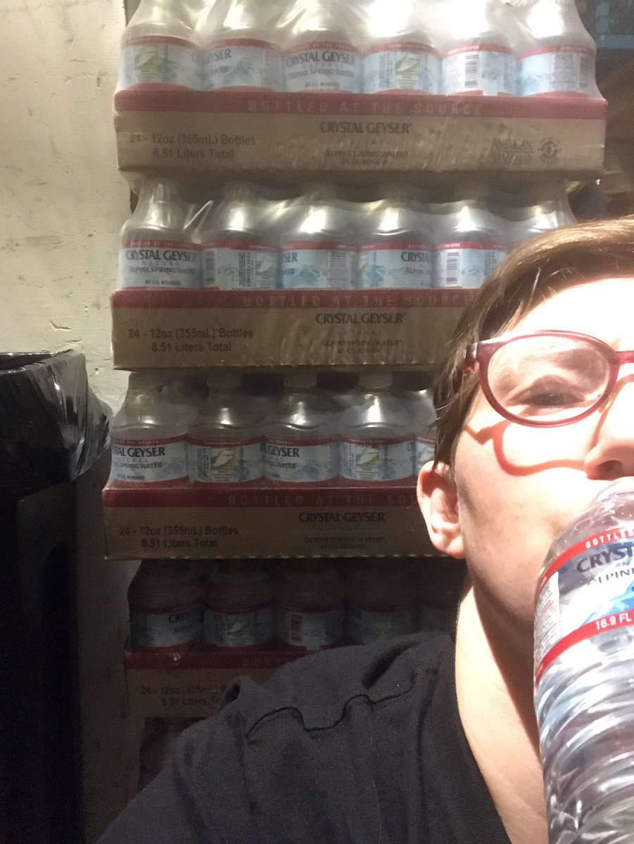 lexahopej's tweet photo. at the clerb, hydration is key https://t.co/EwM4eRlh8q
