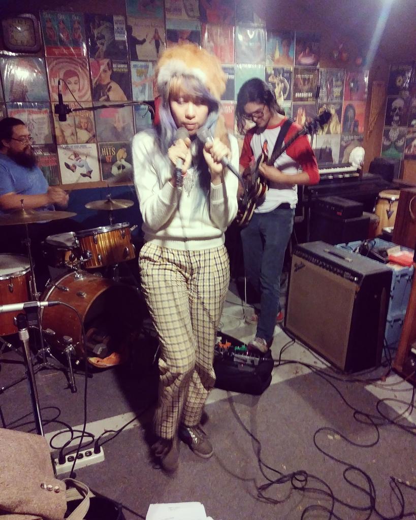 TheOrigSndtrk's tweet image. Miss Jupiter, recording tonight, here in The Original Soundtrack Studio!

@_missjupiter_ 
@ASilentWay