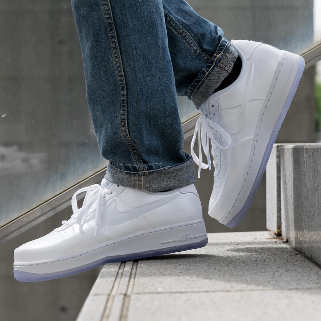 nike air force 1 foamposite triple white