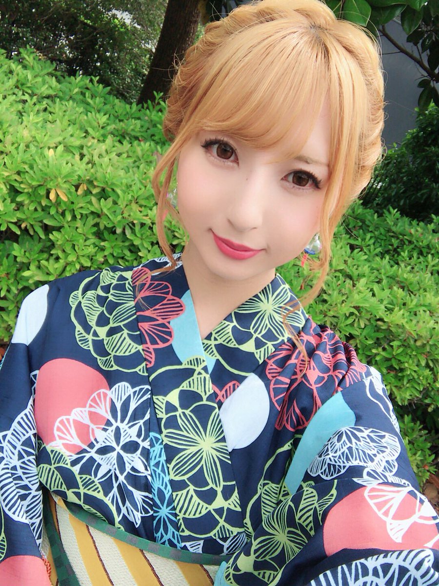 𝔸𝕀 Festasole浴衣ありがとうございました 明るい髪色もこれで撮り納めです 次は黒髪になります 𝔸𝕀 Festasole浴衣ありがとうございました 明るい髪色もこれで撮り納めです 次は黒髪になります