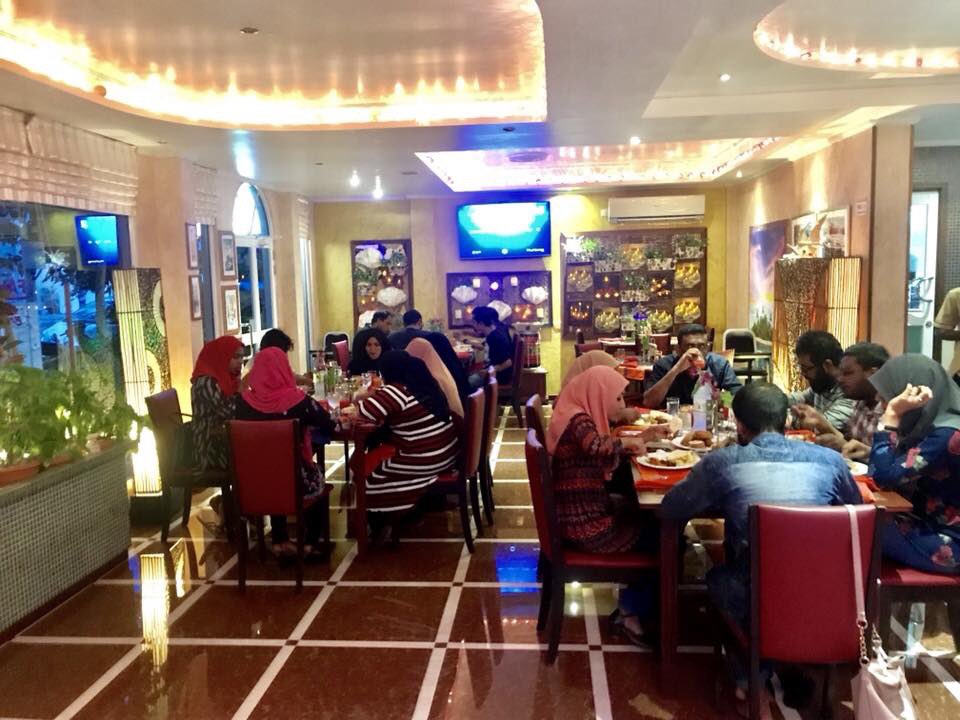 TheIndian_House's tweet photo. Our Indian Delights will boom your taste buds.
Did you book your Ramadan breakfast with us? #TheIndianHouse https://t.co/B0GhDeDgz7
