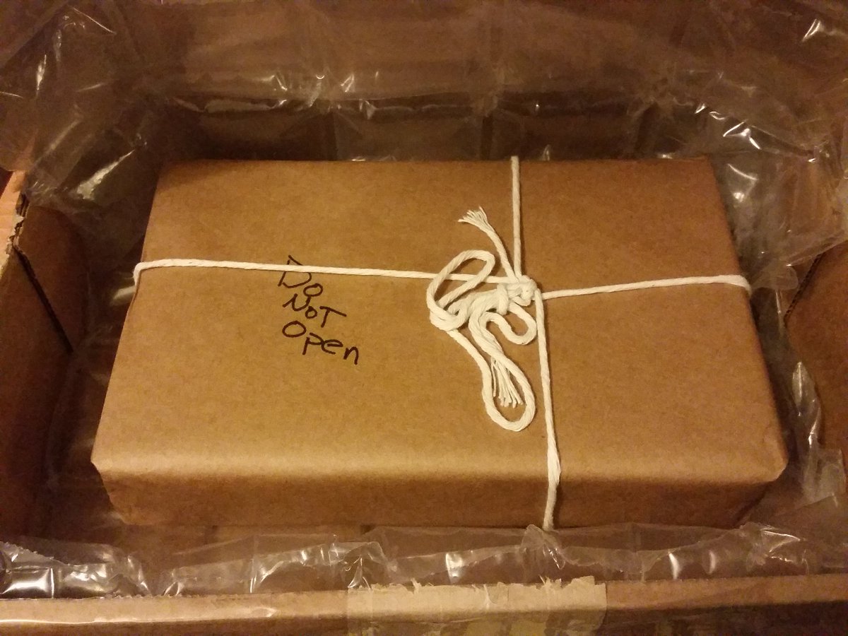 TheRustyQuill's tweet image. So, inside the box, this is what @jonnywaistcoat found... #MagnusPod #DoNotOpen