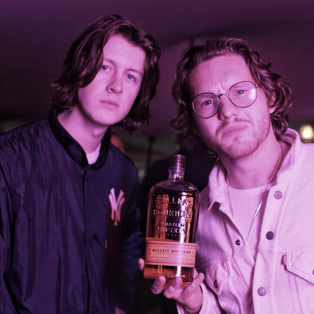 ta_bars's tweet image. Top night last night with @BlossomsBand Ace headline set! @beardedtheory @BulleitUSA #bulleit #bulleitbourbon #frontierworks #truespirit 
📸: @nikkilizzie54 

@paulkay7