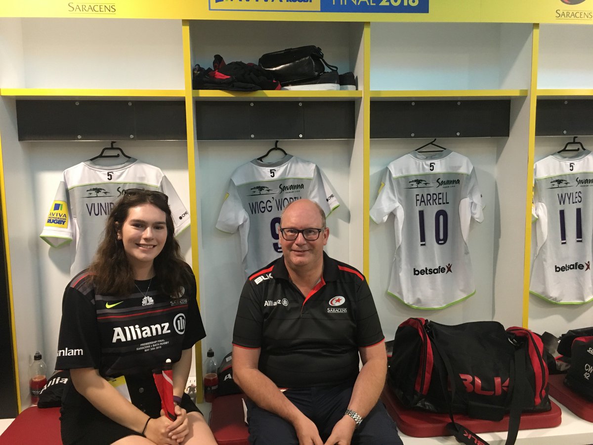 AkinFoot's tweet photo. @Saracens thank you for the ‘what happened next’ prize. The kit guys snuck us into the Sarries dressing room 😀 https://t.co/55gjtvV1l2