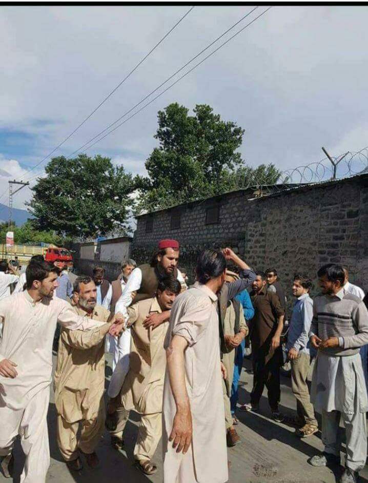 Muxammil's tweet photo. #WeRejectGB_Order
#GOHAFEEZGO
#GBorderNamanzoor
#GilgitBaltistan https://t.co/iICtLFgIl8